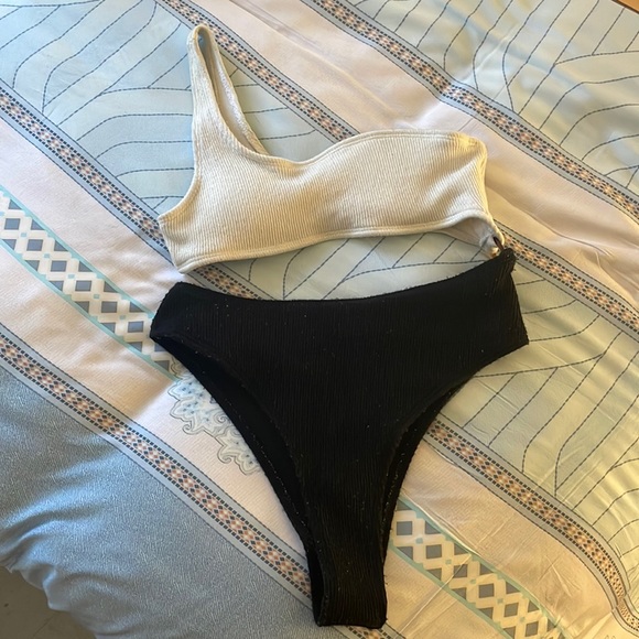 SHEIN Other - *🛒 FREE WITH PURCHASE* Shein Bikini